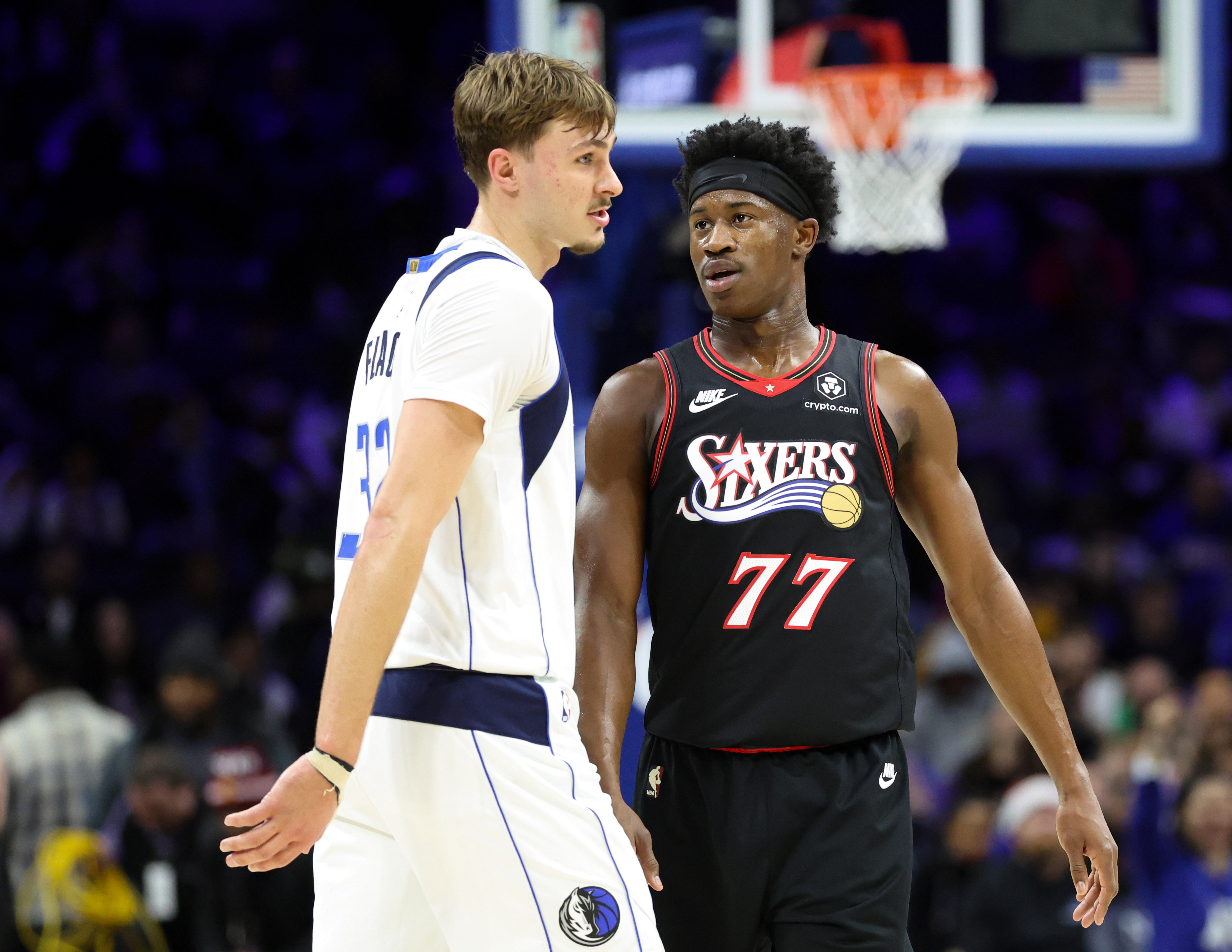 爱游戏体育-ROTY之争！弗拉格场均18.9分4.2助 克尼佩尔19.1分3.6助 VJ16.1分