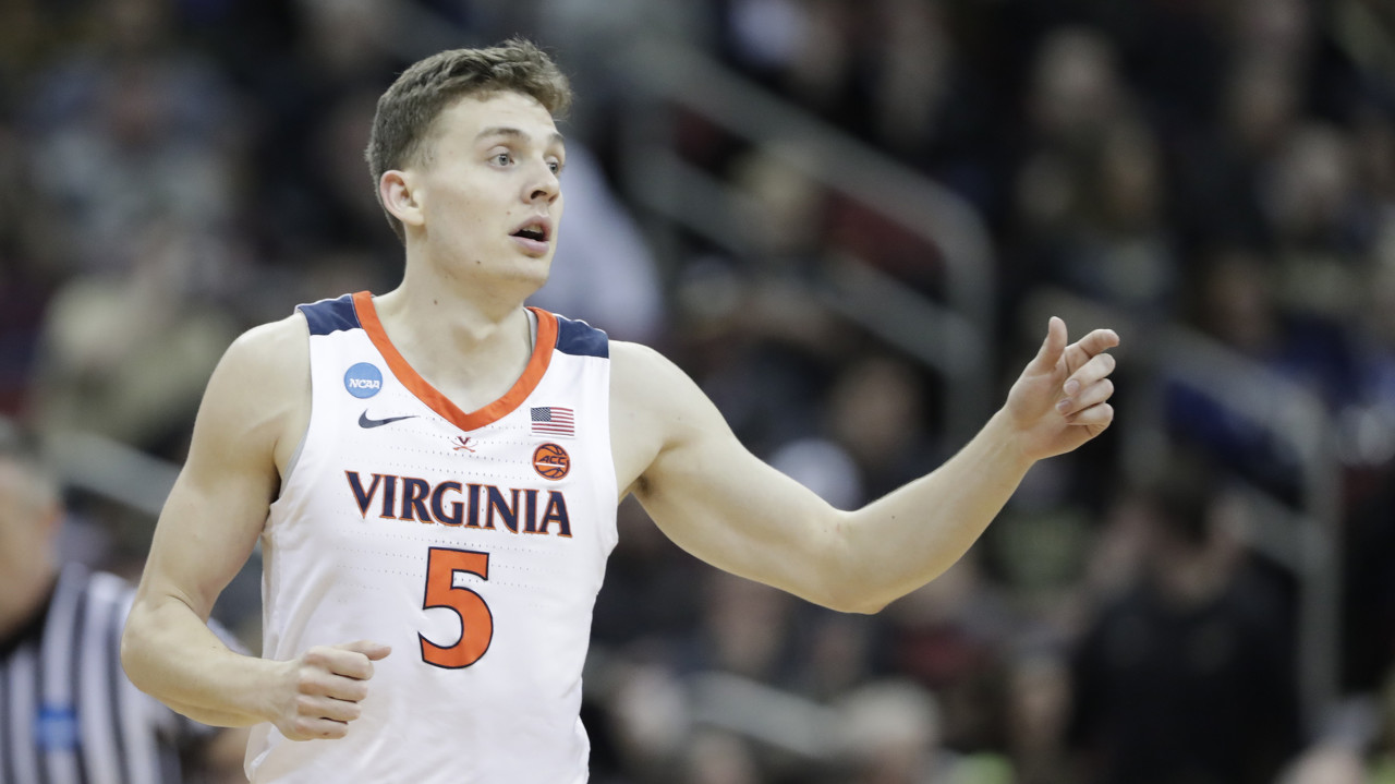 爱游戏-直播吧：山西男篮签下曾宣布退役的19年MOP&amp;NBA55号秀凯尔·盖伊